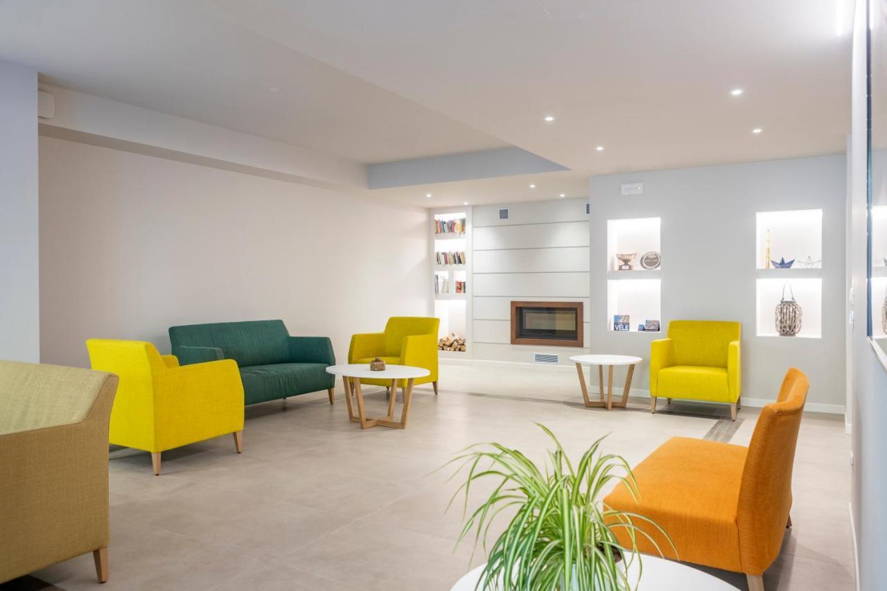 Relais Zenner Aparthotel Toscolano Maderno Buitenkant foto